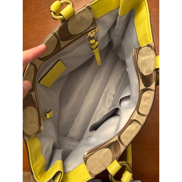 Coach Park Signature tote purse F19725 tan green - Picture 11 of 16